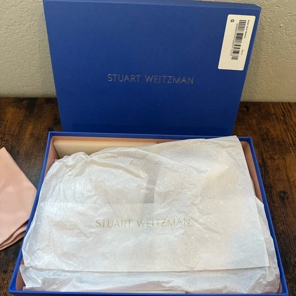 Stuart Weitzman Wren 75 Suede Bootie - Picture 11 of 15